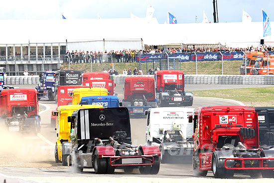 Truck Racing Nrburging 2008
