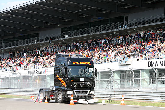Truck Racing Nrburging 2009