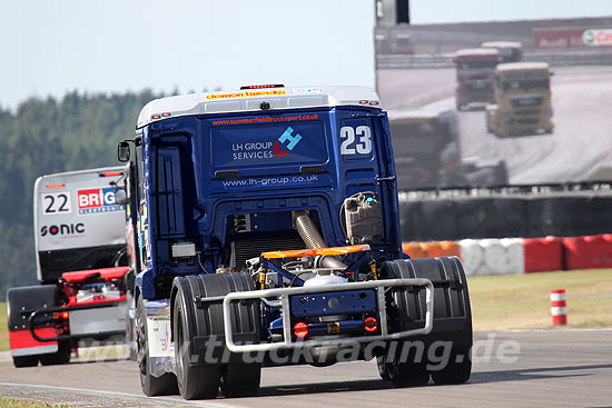 Truck Racing Nrburging 2011