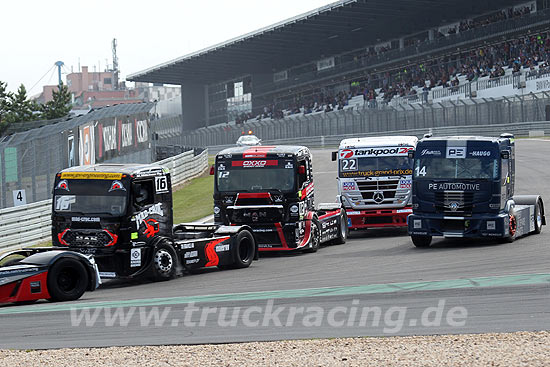 Truck Racing Nrburging 2011