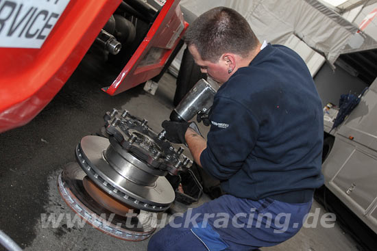 Truck Racing Nrburging 2012