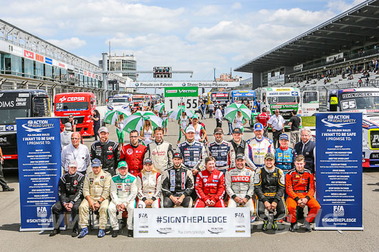 Truck Racing Nrburging 2015