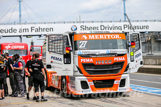 Truck Racing Nrburging 2015