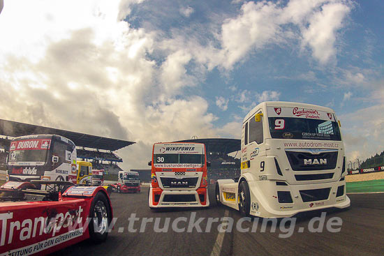 Truck Racing Nrburging 2015