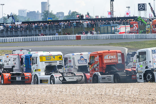 Truck Racing Nrburging 2015