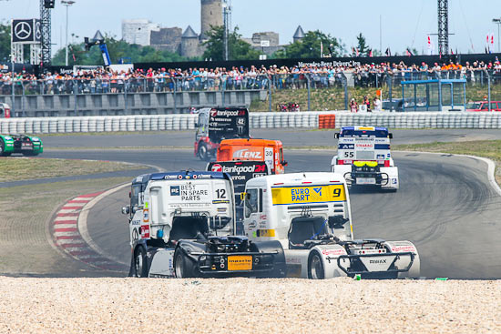 Truck Racing Nrburging 2015