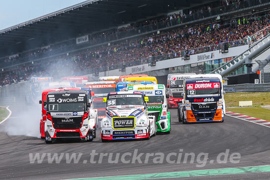 Truck Racing Nrburging 2015
