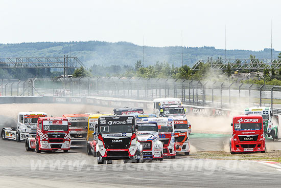 Truck Racing Nrburging 2015