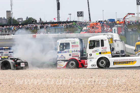 Truck Racing Nrburging 2015