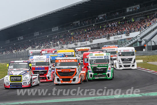 Truck Racing Nrburging 2015
