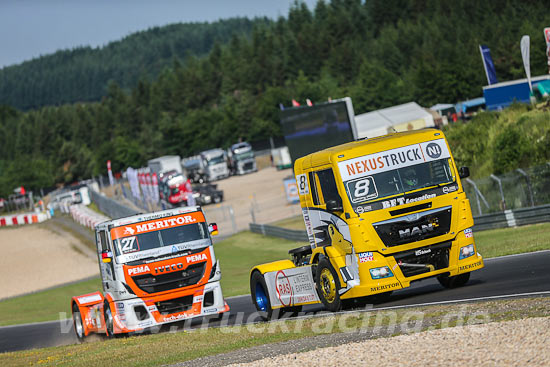 Truck Racing Nrburging 2015