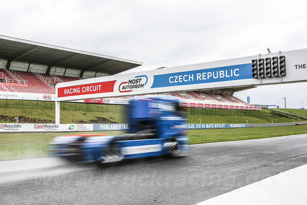 Truck Racing  2018