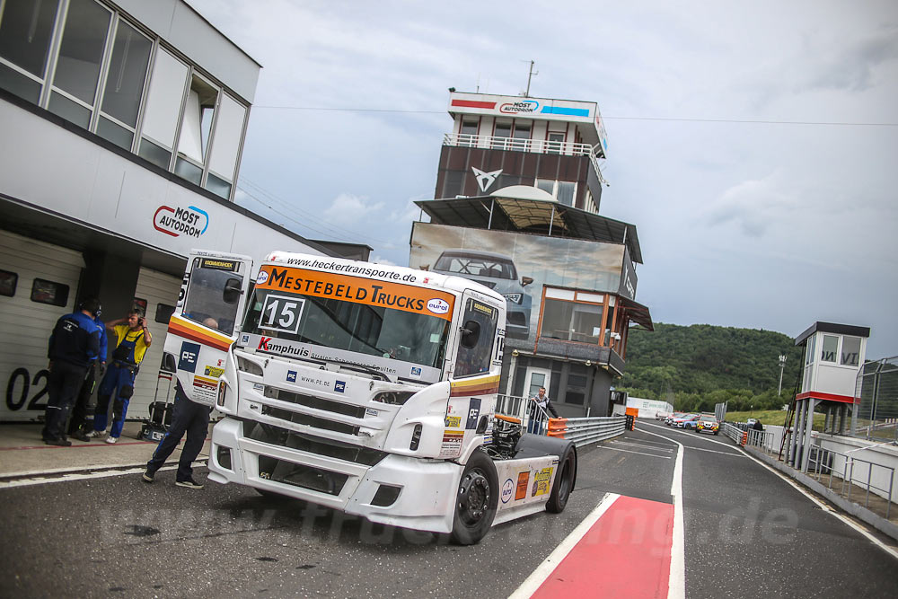 Truck Racing  2020