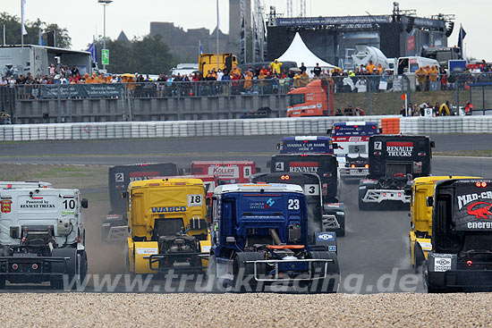Truck Racing Nrburging 2011