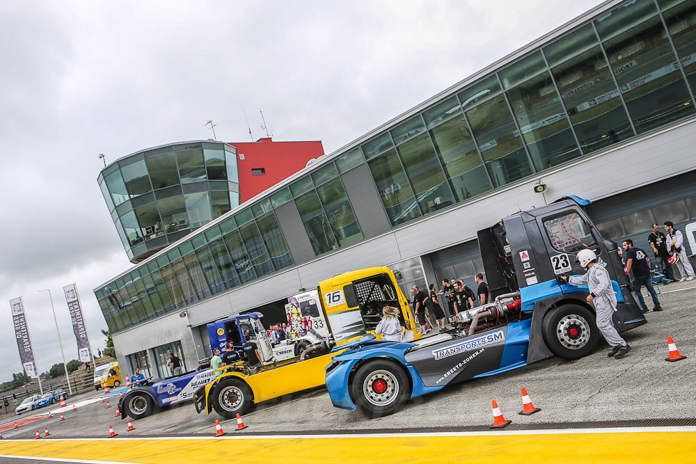 Truck Racing  2017